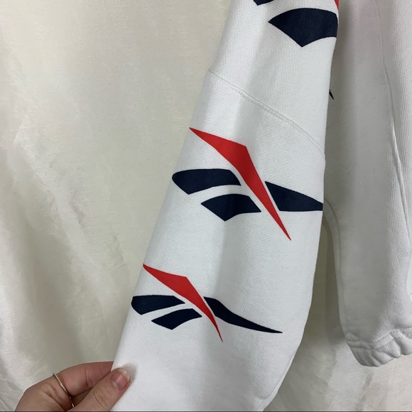 Reebok Cropped Logo Tie Front Sweater in White Multi - Picture 4 of 8